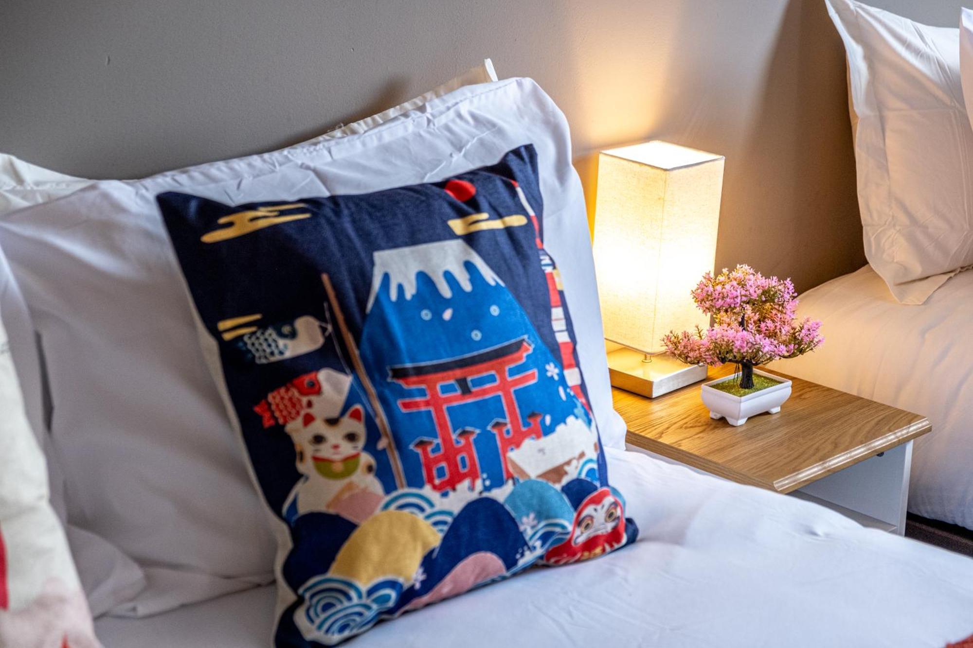 Anime Suite - Central And Free Parking With Netflix Birmingham Exterior photo