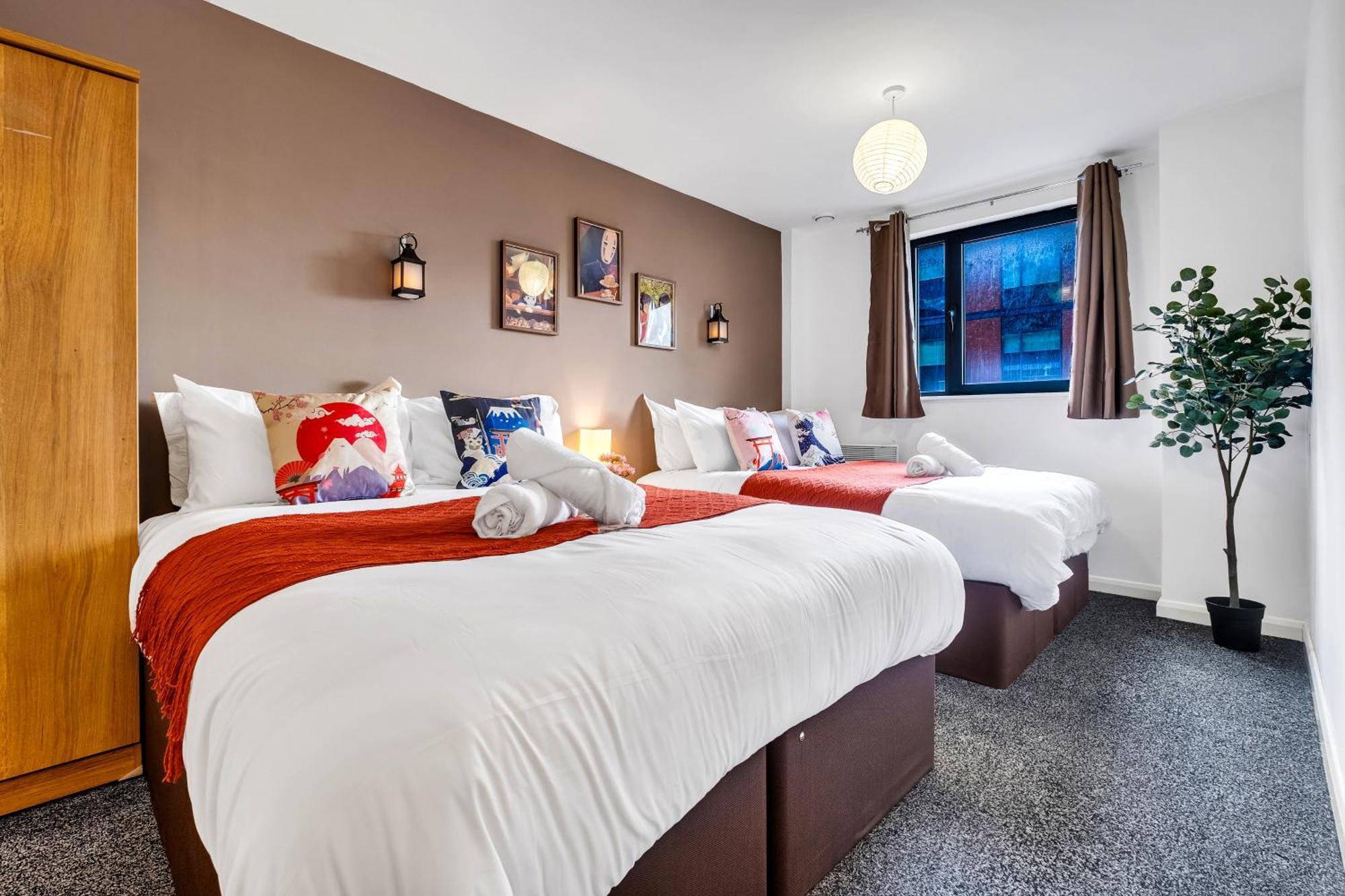 Anime Suite - Central And Free Parking With Netflix Birmingham Exterior photo